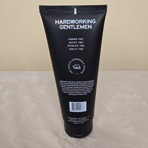 Hardworking Gentlemen HWG Moisturizer - Picture 3 of 8